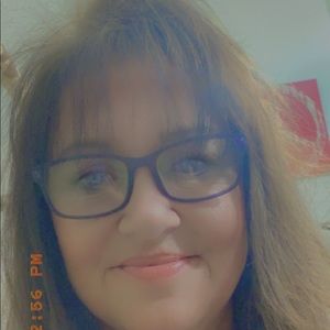 Meet your Posher, Michele